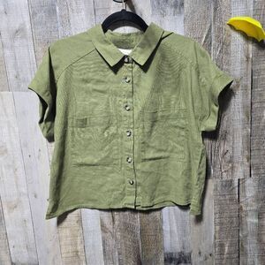 Suite 2939 Linen Blend Cropped Khaki Green Button Down Shirt